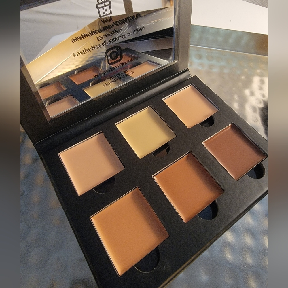 BRAND NEW Aesthetica contour series cream